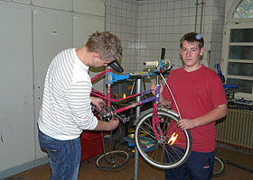 Sch&uuml;lerfirmenarbeit Speed Repair